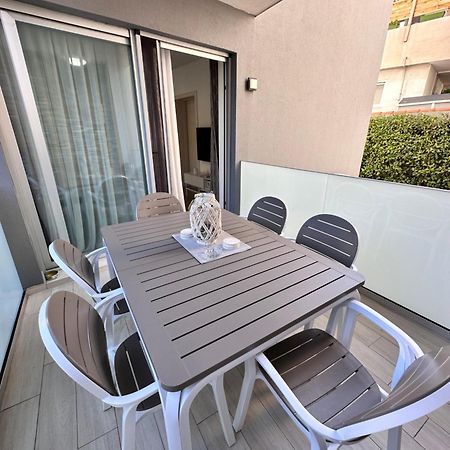 Love Borik Apartment Zara Esterno foto